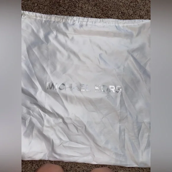 Pinkish colored Michael Kors Purse - Picture 16 of 16